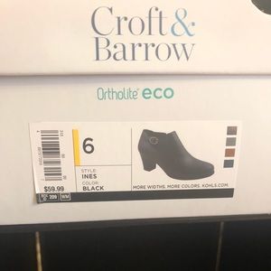 Brand new Croft and Barrow black booties
